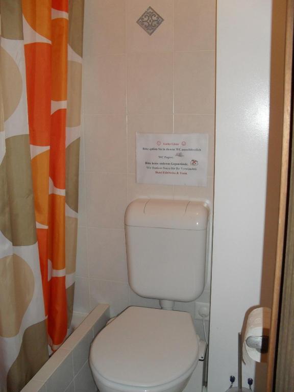 Hotel Edelweiss Flurlingen Ngoại thất bức ảnh